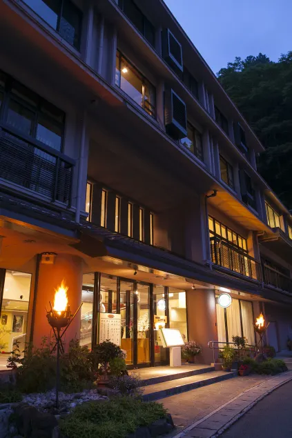 Hotel Kazurabashi - Image 1