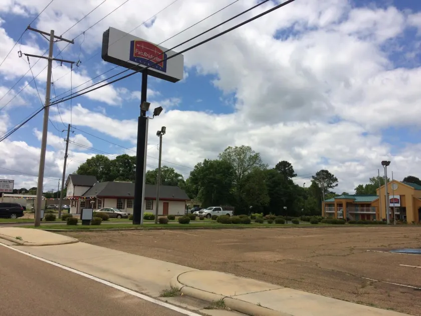  FairBridge Inn Express Natchez - Image 1
