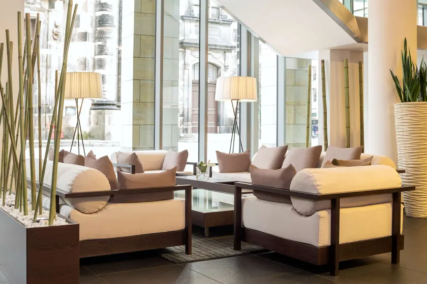 NH Collection Dresden Altmarkt - Lobby