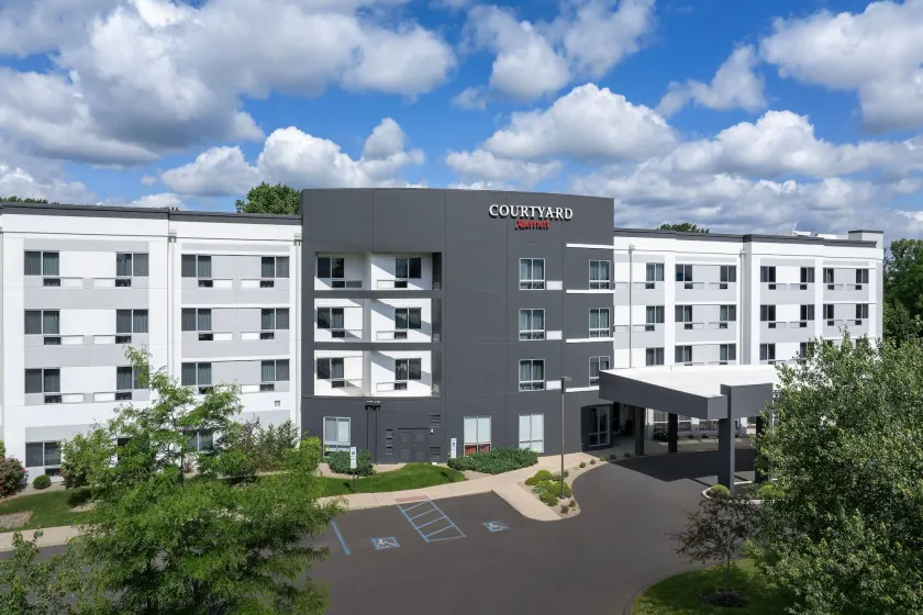 Courtyard by Marriott Philadelphia Bensalem - Image 1