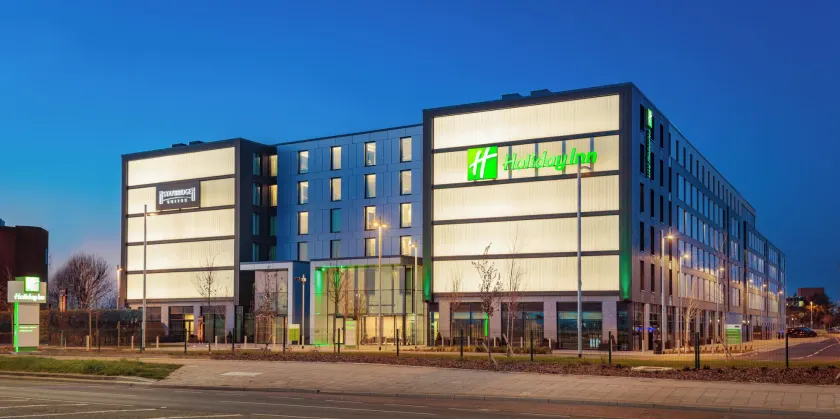 Holiday Inn London Heathrow - Bath Road by IHG - Image 1