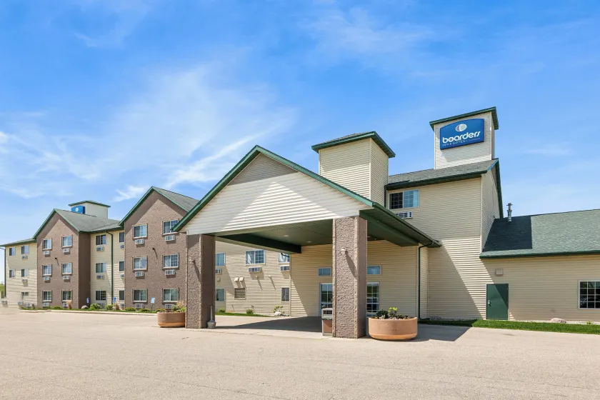 Boarders Inn & Suites by Cobblestone Hotels - Shawano - Image 1