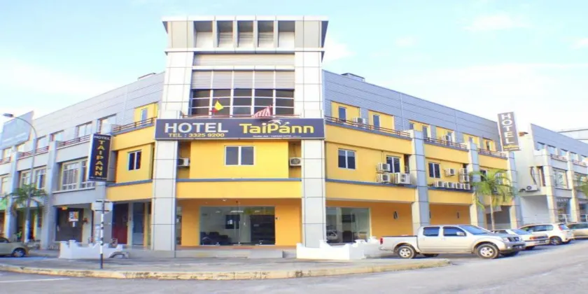Taipann Hotel - Image 1