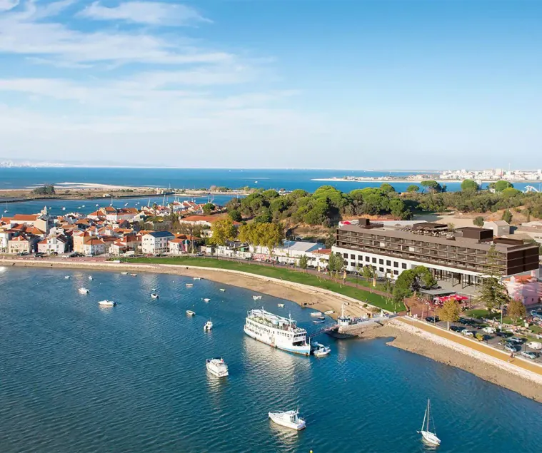 Upon Harbor - Seixal Bay Hotel - Image 1