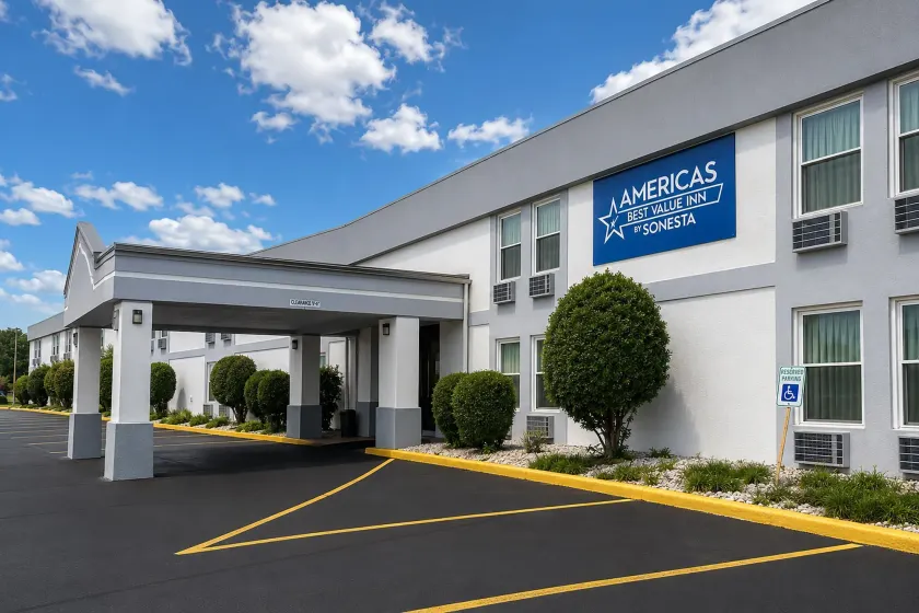 Americas Best Value Inn Knoxville Downtown North - Image 1