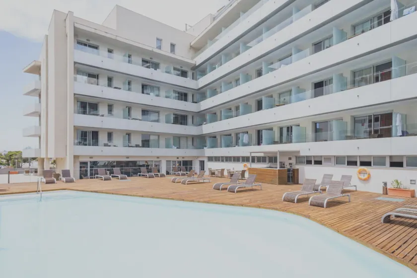 Hotel Balneario Playa de Comarruga - Image 1