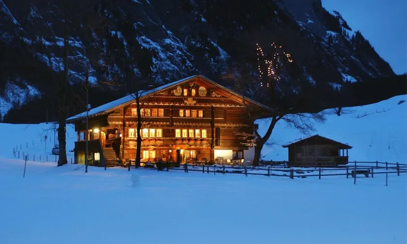 Waldhotel Doldenhorn - Image 1