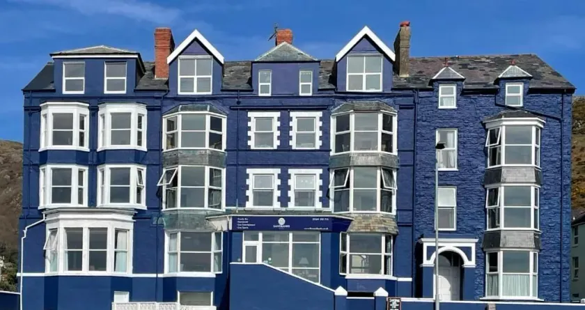 The Sandbanks - Image 1