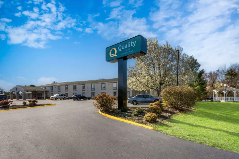 Quality Inn University Area - Image 1
