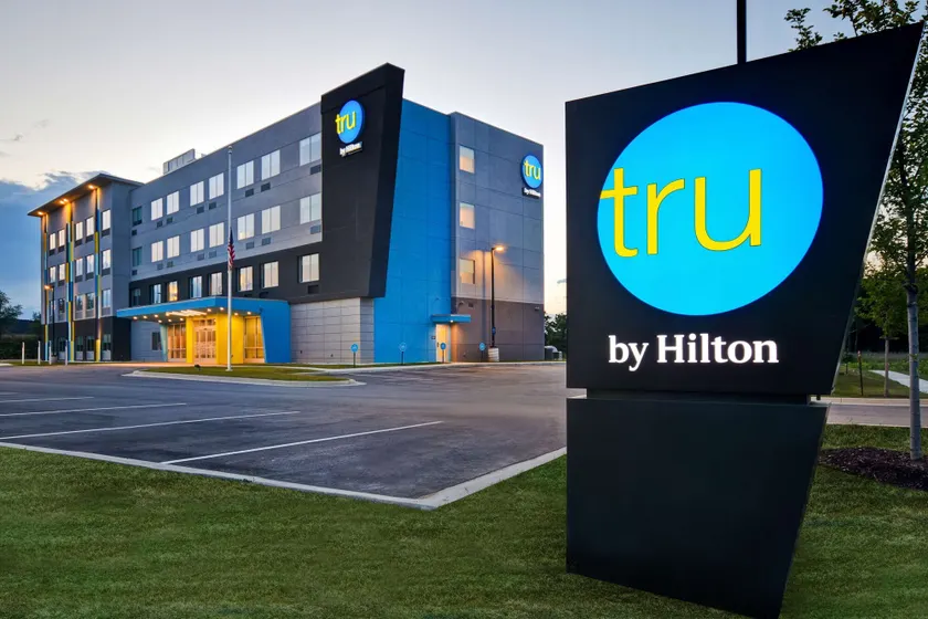 Tru by Hilton Auburn - Image 1