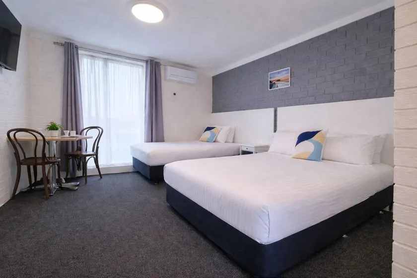 Busselton Motel - Image 1