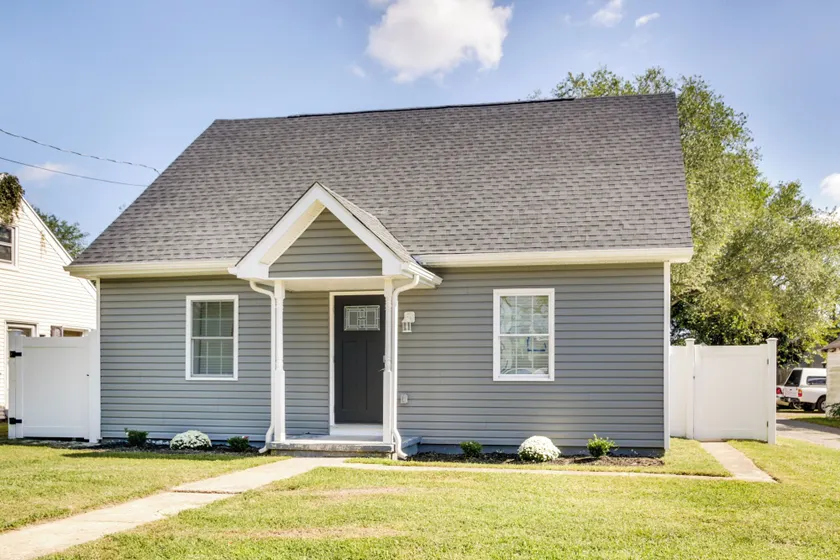Updated Home - Walk to Salisbury University! - Image 1