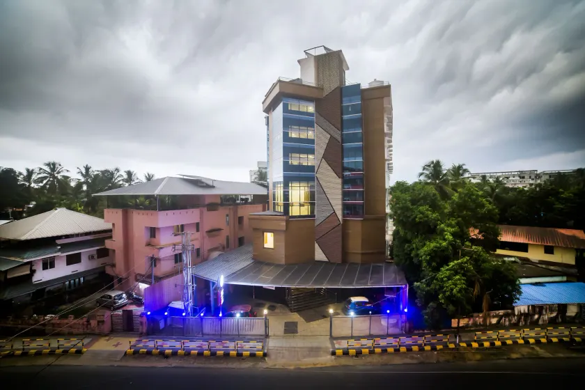 Sterling Darshan Guruvayur - Image 1