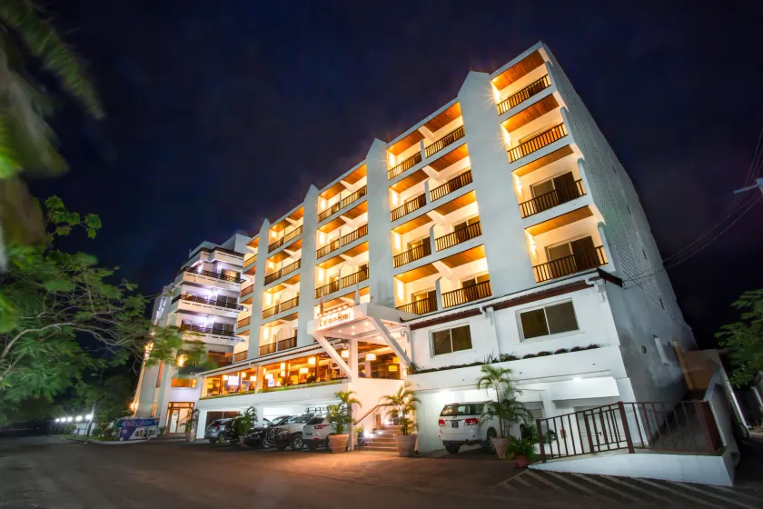 Calypso Hôtel - Image 1