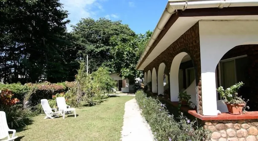 Rising Sun Guesthouse - Image 1