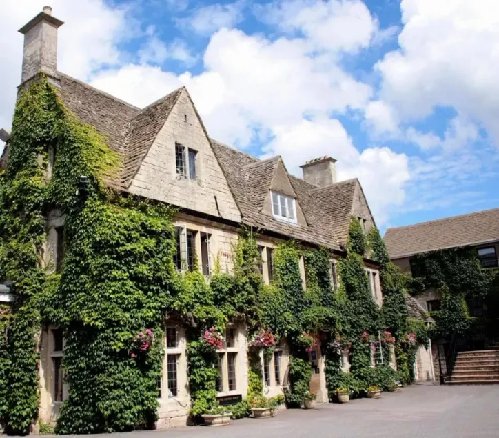 Hatton Court Hotel - Image 1