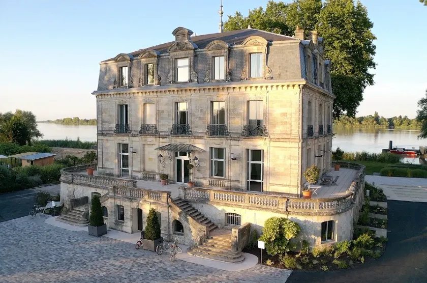 Hôtel Château Grattequina Blanquefort - Image 1