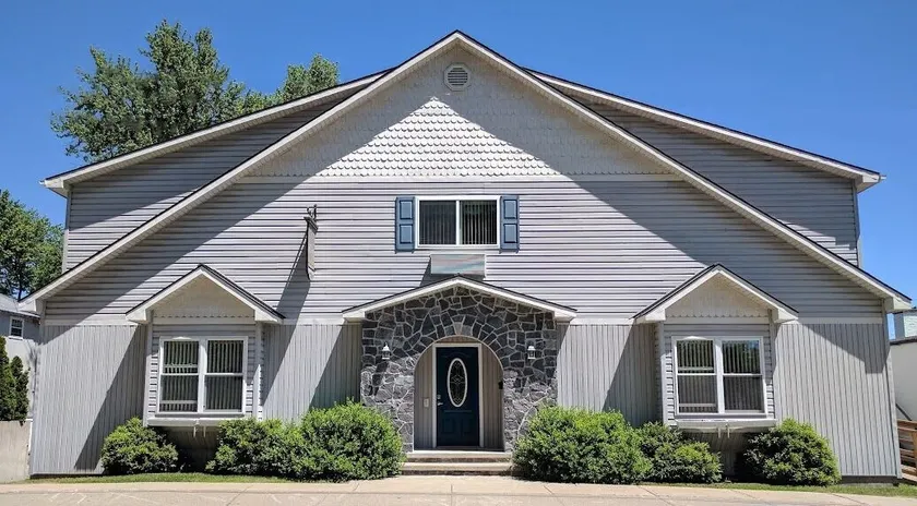 The Inn of Lake George - Image 1