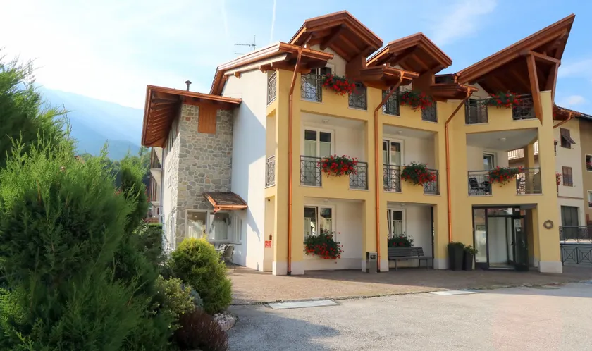 Hotel Garni Sottobosco - Image 1