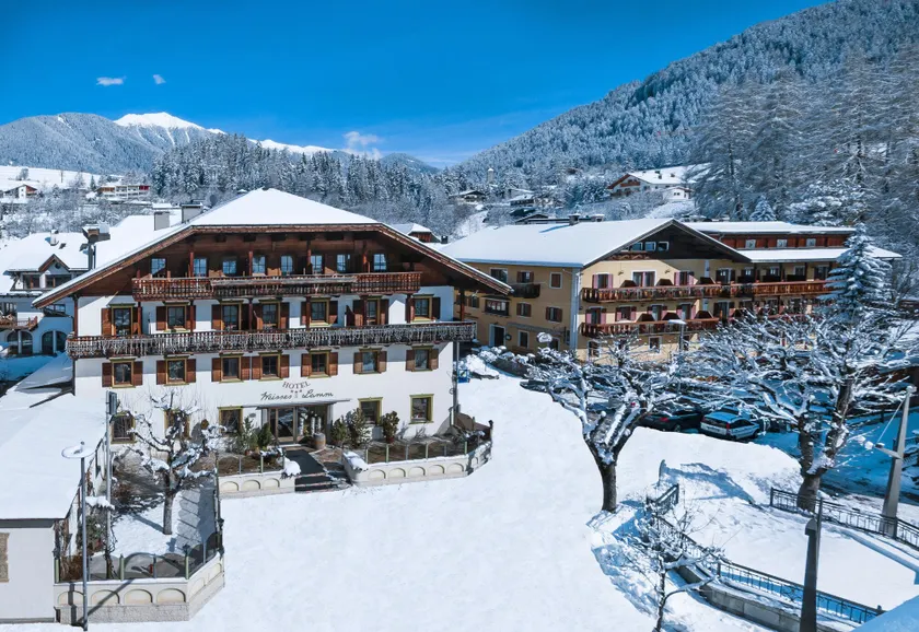Hotel Weisses Lamm - Image 1
