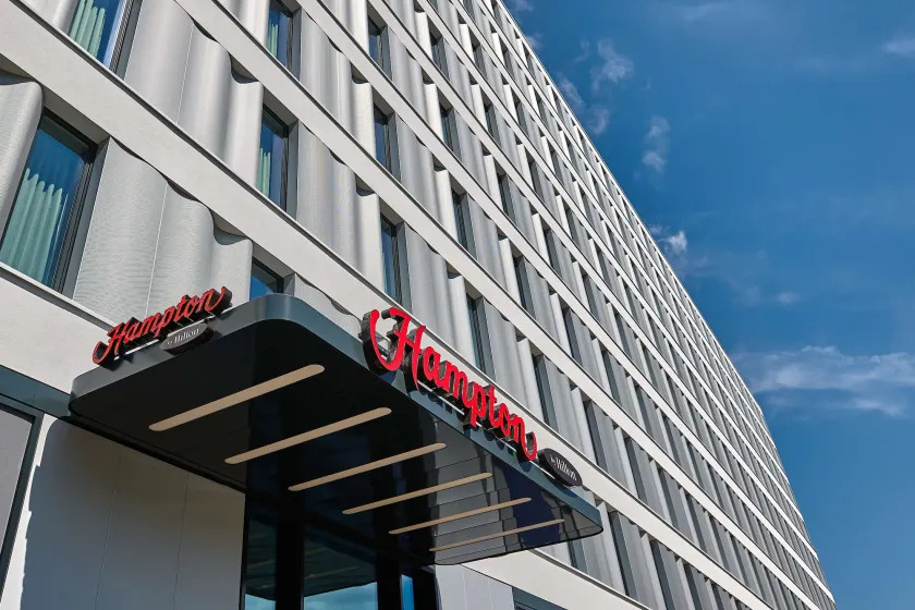 Hampton By Hilton Berlin City Centre Alexanderplatz - Image 1