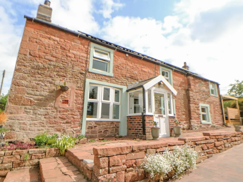 Rock Cottage - Image 1