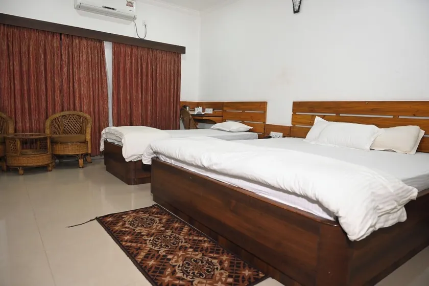 SANTINIKETAN RETREAT, Bolpur - Zimmer