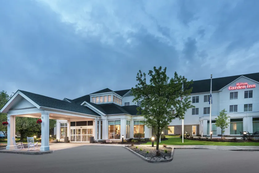 Hilton Garden Inn Syracuse - Image 1