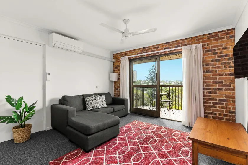 Toowong Villas - Image 1