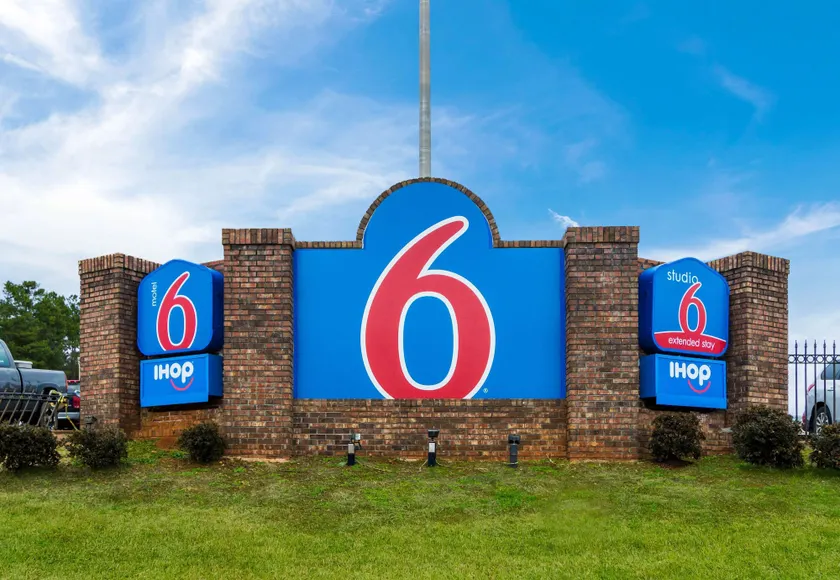 Motel-6 Lagrange Ga - Image 1