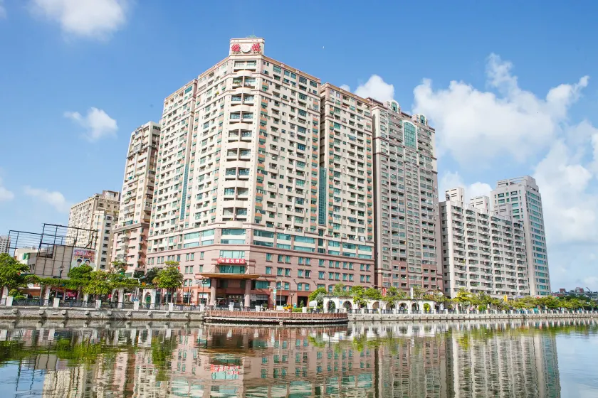 Wei-Yat Grand Hotel - Image 1