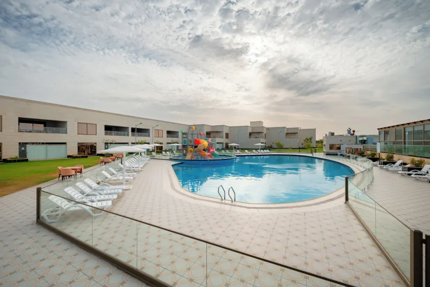 YM Resort - Image 1