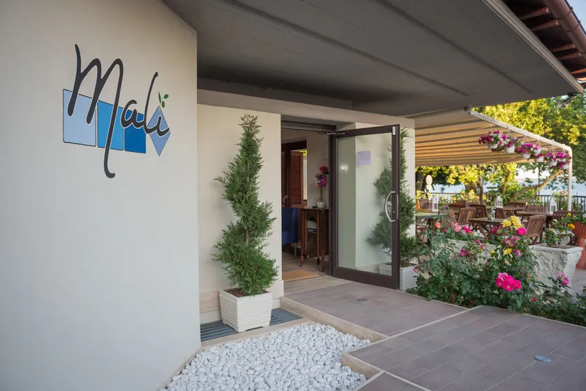 Malì Trevignano Piccolo Hotel - Image 1