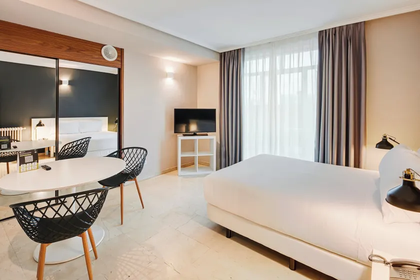 Sercotel Togumar - Image 1