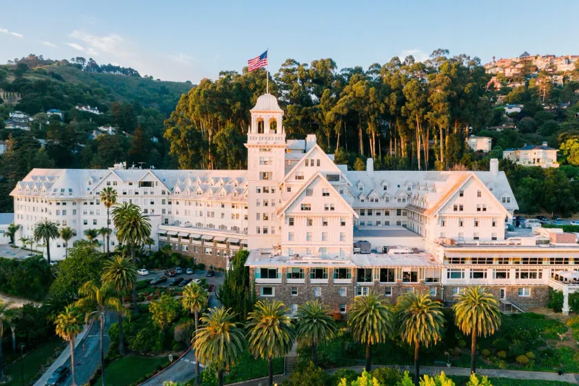 Claremont Resort & Club - Image 1