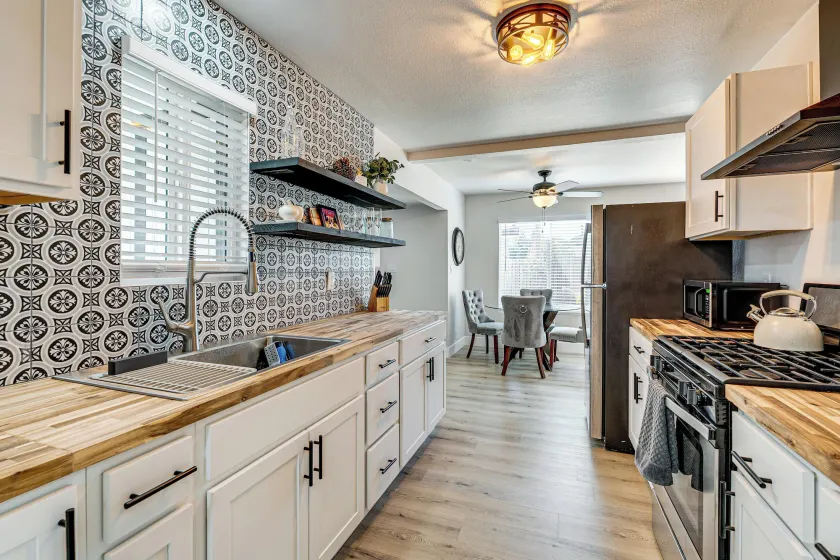 Pet-friendly Rental, Fenced Yard in Rancho Cordova - Image 1