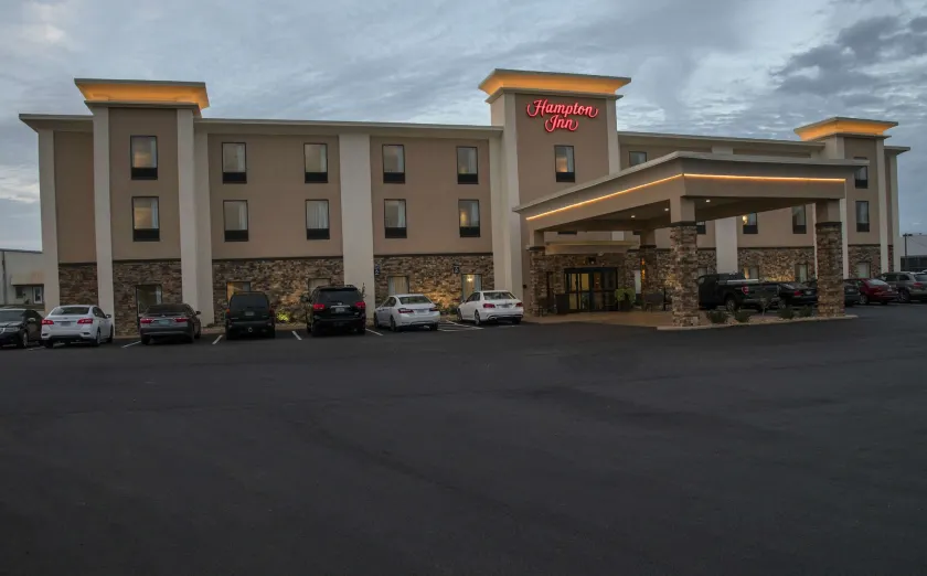 Hampton Inn Hartwell - Image 1