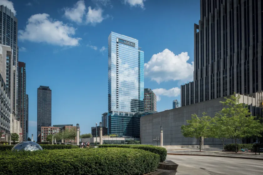 Loews Chicago Hotel - Image 1