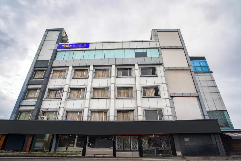 Hotel O Namo Stay Inn - Image 1