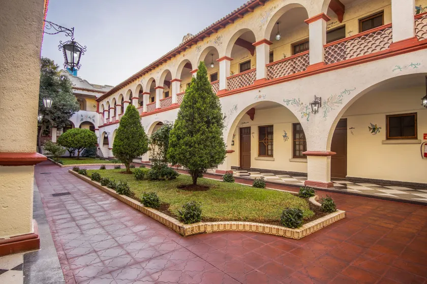 Hotel Urdiñola Saltillo - Image 1