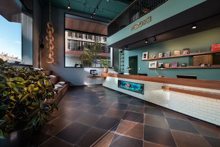 PIERDREI Hotel HafenCity Hamburg - Image 1