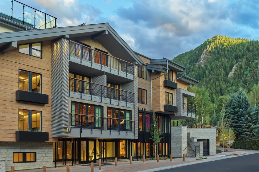 W Aspen - Image 1