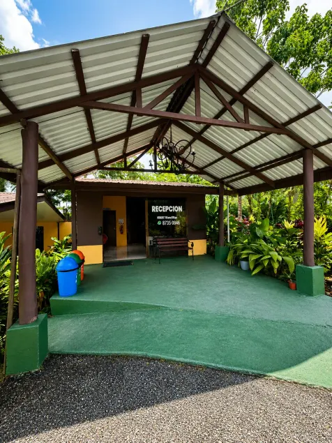 Arenal Roca Lodge & Bungalows - Rezeption