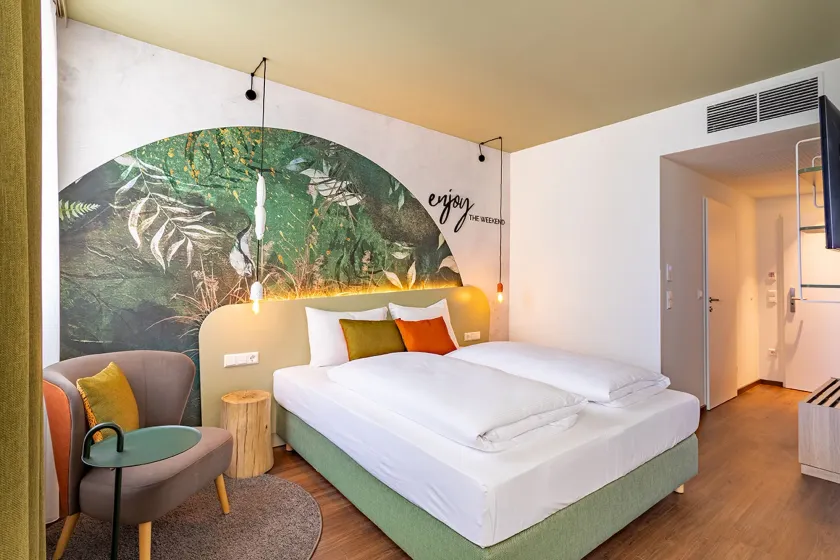 The Weekend Hotel - Image 1