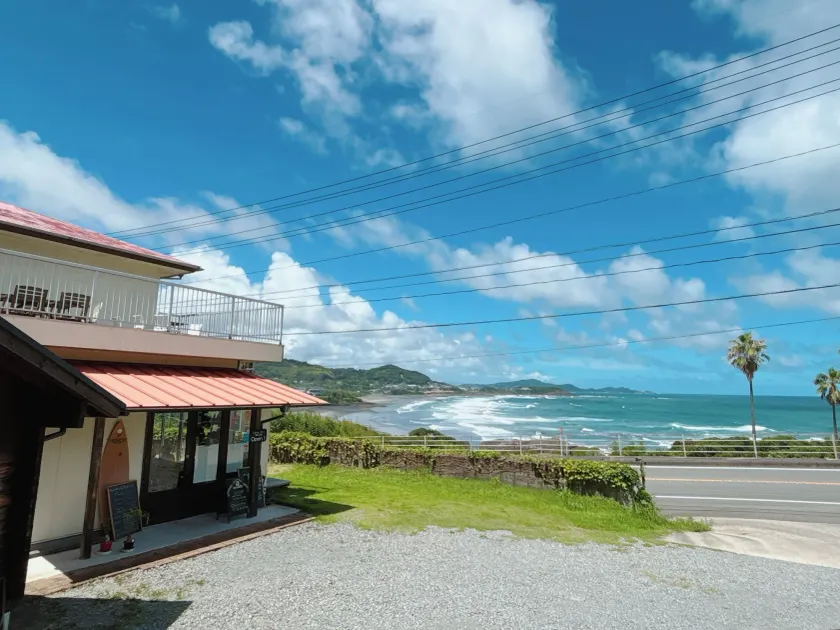 Guest House & Beach Cafe fuego - Image 1
