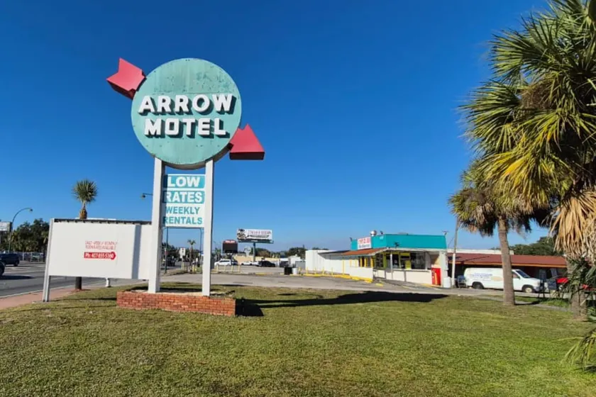 Arrow Motel by OYO Near Downtown - Image 1