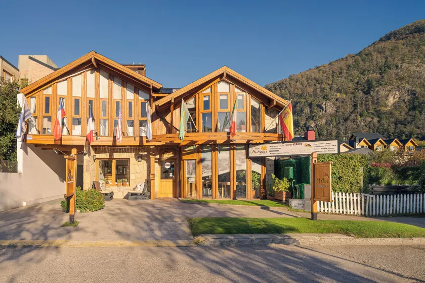 Hotel Antiguos - Image 1