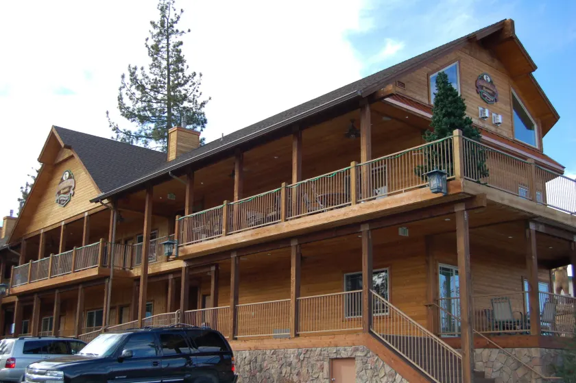 Robinhood Resort - Image 1