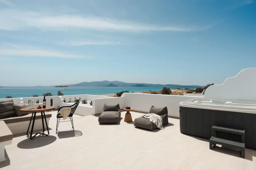 Almiriki Naxos Beachside Living - Image 1