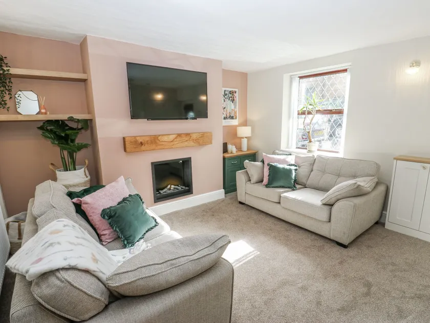 Court Street Cottage - Image 1